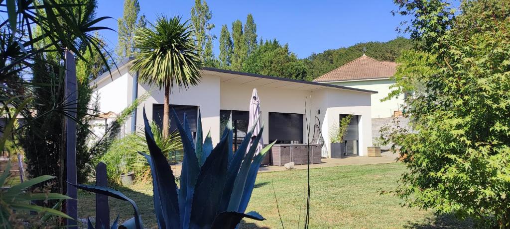 Villa La Villa Ô bois - Maison en face de la forêt 12 bis Allée du Bourg d'Oiseaux 65600 Séméac