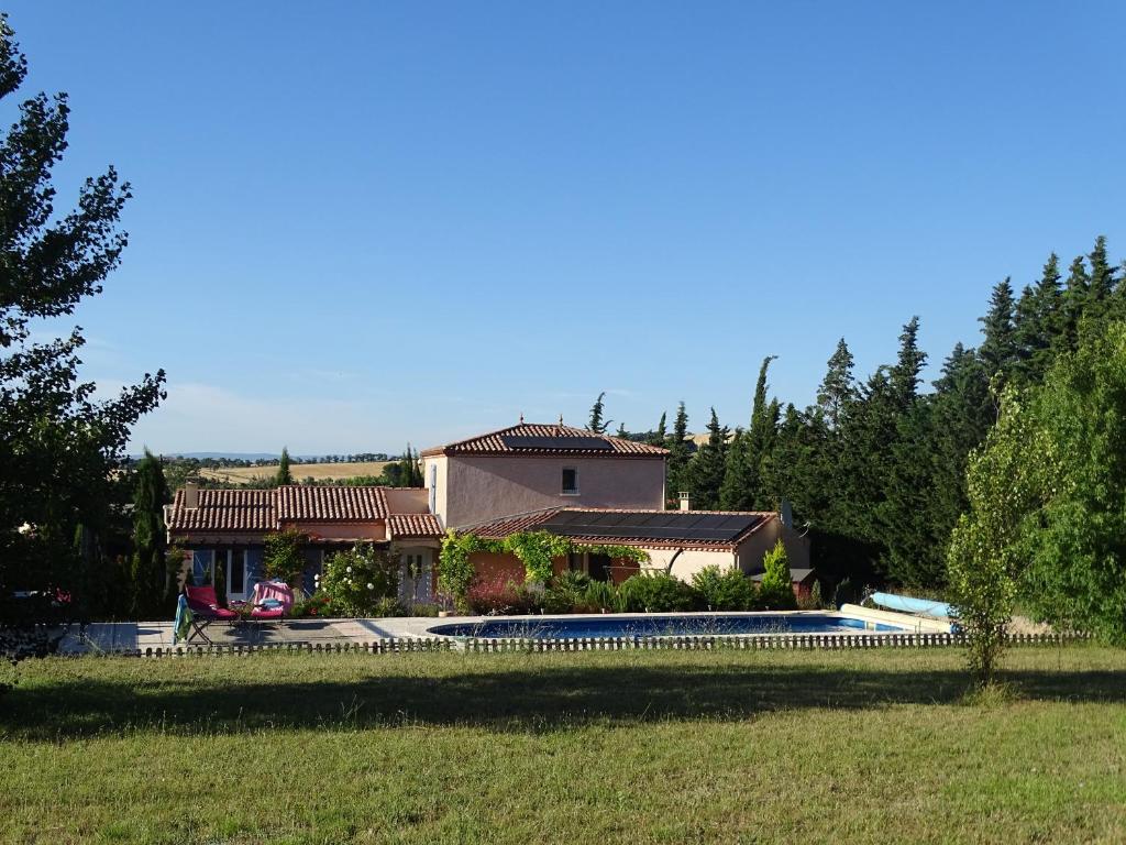 Villa La Vue est Belle, piscine privee rue de la malepère 11240 Cailhau