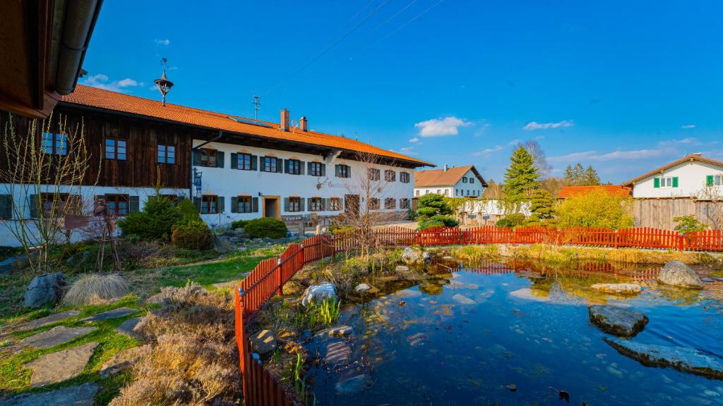 Villa Landvilla Theresien-Gut, 20 - 25 Personen 18 Freybergstraße 87616 Marktoberdorf