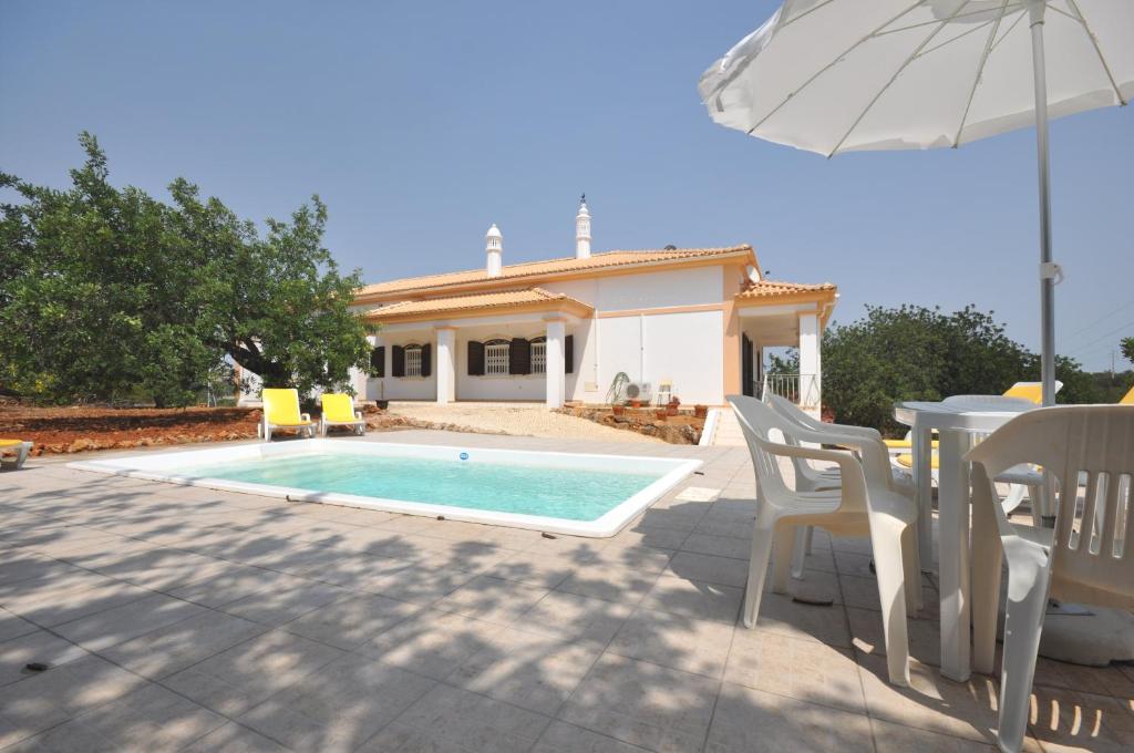 Villa Large Country Villa with Private Pool, Vilamoura Avenida Vilamoura Xxi 8125-406 Azinhal