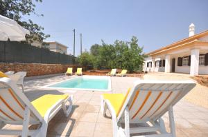 Large Country Villa with Private Pool, Vilamoura
