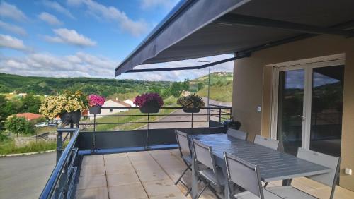 Maison de vacances Villa Larzac 2 boulevard des Lacouzes Saint-Georges-de-Luzençon