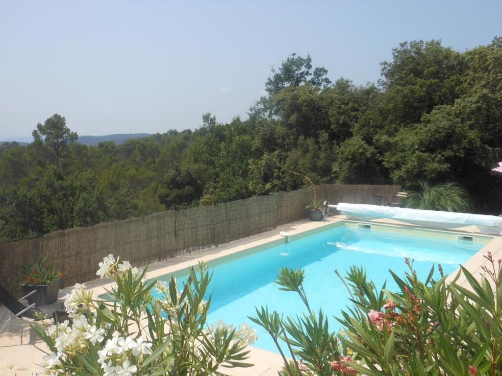 LE CLOS DANS LES VIGNES
