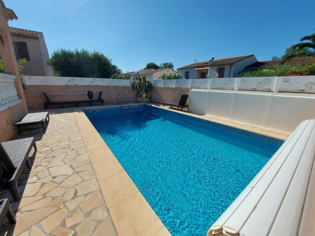 Villa Villa Le Grau d'Agde, 4 pièces, 6 personnes - FR-1-423-231 9 Rue de la Chapelle, 34300 Le Grau-dʼAgde