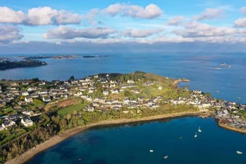 Le Loti : vue mer sur Paimpol et Bréhat