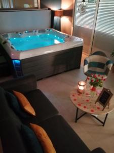 Villa Le NaturOspa Rue d'Erambeaucourt 62140 Le Quesnoy-en-Artois Nord-Pas-de-Calais