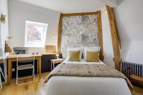 « Le Petit Manoir de Lebisey » avec piscine