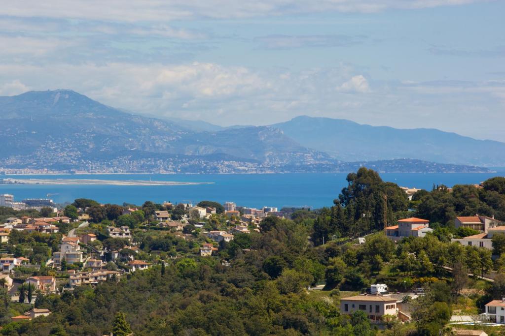 B&B / Chambre d'hôtes Villa Le Port d'attache 1909 Voie Julia, 06220 Vallauris