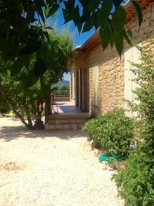 Villa Le temps des cerises 11 Place de l'oratoire 84570 Méthamis Provence-Alpes-Côte d\'Azur