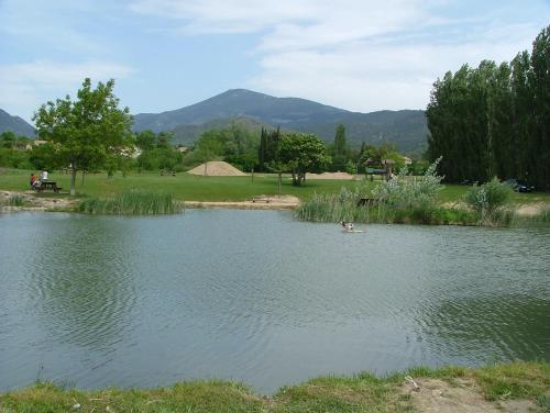 Les Alouettes Hikers, Bikers and Wine Lovers Paradise