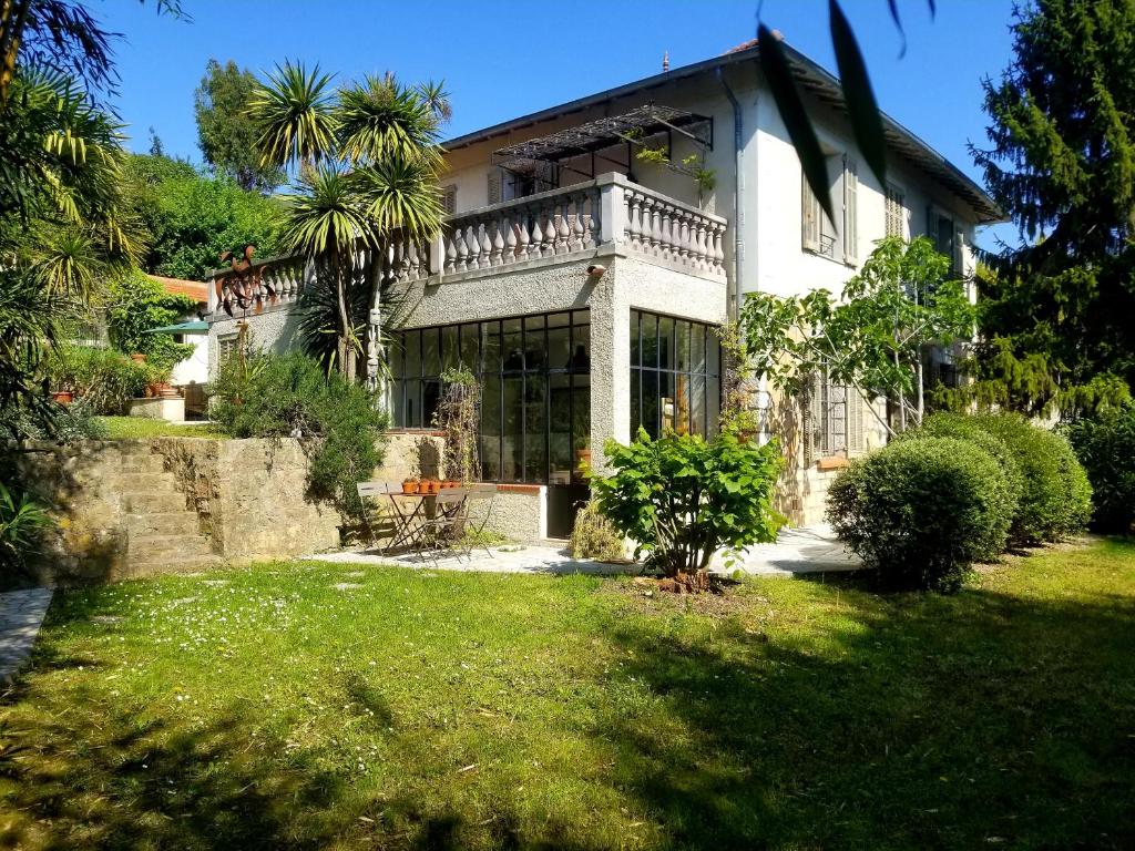 Villa Villa Les ARTS 20 Avenue Font-Roubert, 06250 Mougins