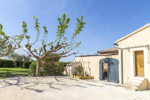 Villa Villa les Buisses Domaine les Buisses, 811 Piolenc
