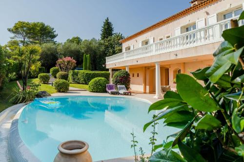 VILLA LES FENESTRONS Mougins france