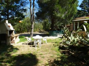 Les Grillons