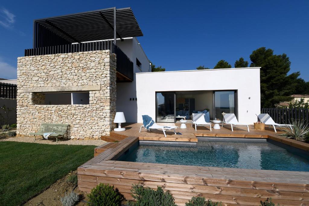 Villa Les Loges en Provence \ 280 Chemin des Oliviers 30400 Villeneuve-lès-Avignon