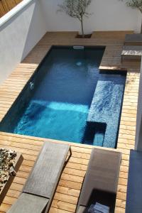 Les Loges En Provence \