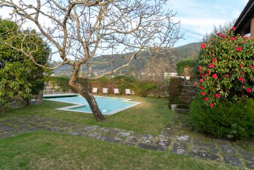 Liiiving in Moledo I Historical Pool Villa