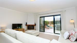 Los Olivos Del Golf CD249, Sleeps 6 Adults 1 Child