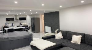 love ROOM