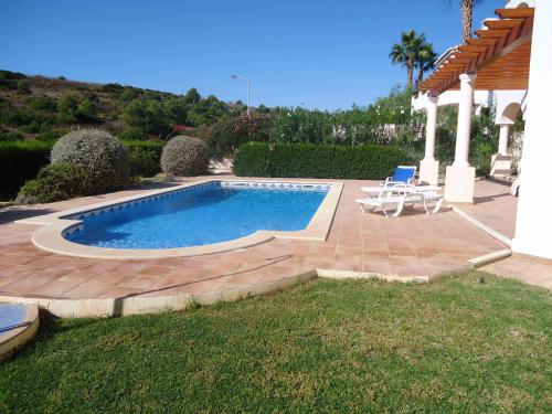 Lovely Burgau villa just 3 mins walk from beach