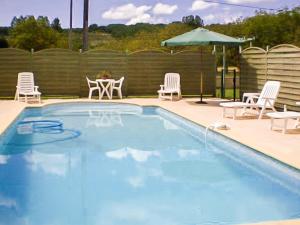 Villa Lovely Villa in Condat sur V z re with Swimming Pool  24570 Condat-sur-Vézère Aquitaine