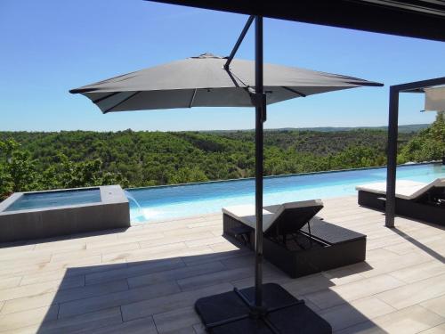 Luxueuse propriété SAINT CIRICE aux vues aériennes