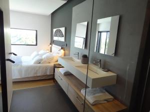 Luxueuse propriété SAINT CIRICE aux vues aériennes