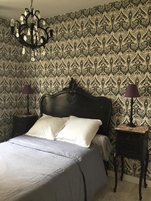 Luxueuse propriété SAINT CIRICE aux vues aériennes 46000 Cahors