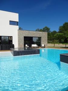Luxueux Domaine Dal Cayrou grande piscine Cahors