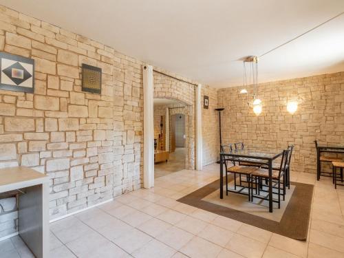 Luxurious Villa close to Chateau De Puisserguier Plan des Cathares 3 bedrooms 6 persons