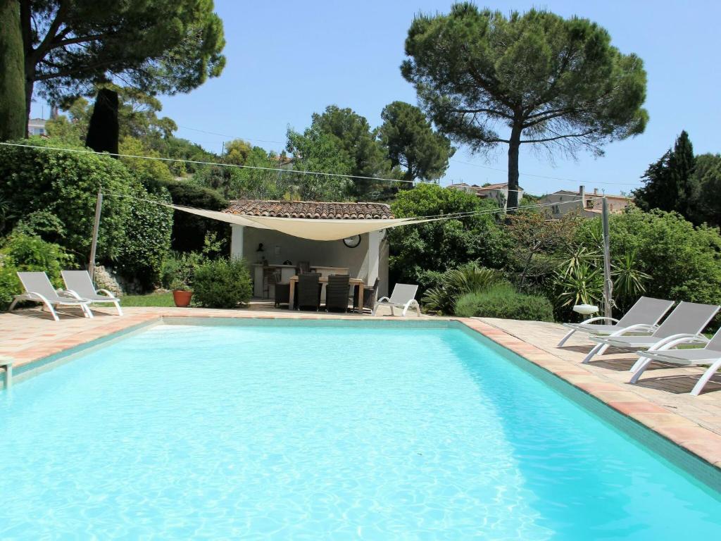 Villa Luxurious Villa in Mougins with Swimming Pool  6250 Mougins