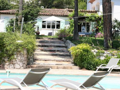 Luxurious Villa in Mougins with Swimming Pool