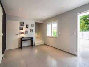 Luxurious villa in Saint geni s de Fontedit with heated pool