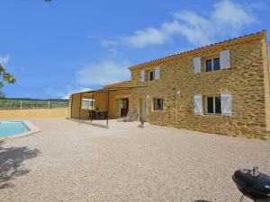 Villa Luxurious Villa in Saint Laurent de Carnols  30200 Saint-Laurent-de-Carnols Languedoc-Roussillon