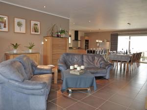 Luxurious Villa in Thermes Magnoac with Heated Pool