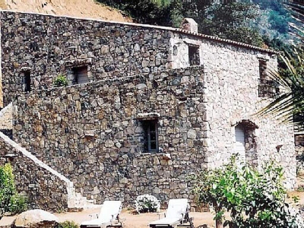 LUXURY 270M² HOUSE OF CHARACTER IN OLD STONES WITH HEATED POOL, NEAR CALVI Oliveto, 20214 Calenzana
