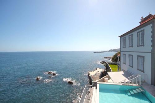 Luxury Barreirinha House by HR Madeira