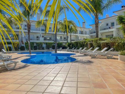 Luxury Holiday Villa with Pool in Boliqueime near Vilamoura, golf nearby