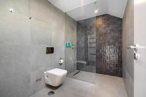 Luxury Old Town Oasis for Family and Friends (Daily Breakfast + Housekeeping incl)
