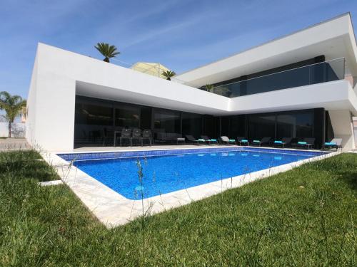 Luxury Villa Aleana