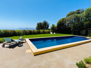 Luxury villa in Cannes with swimming pool & sea view