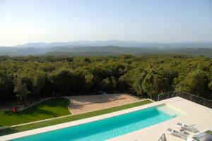Luxury Villa - Panoramic View - Private Pool - Golf & Petanque Field