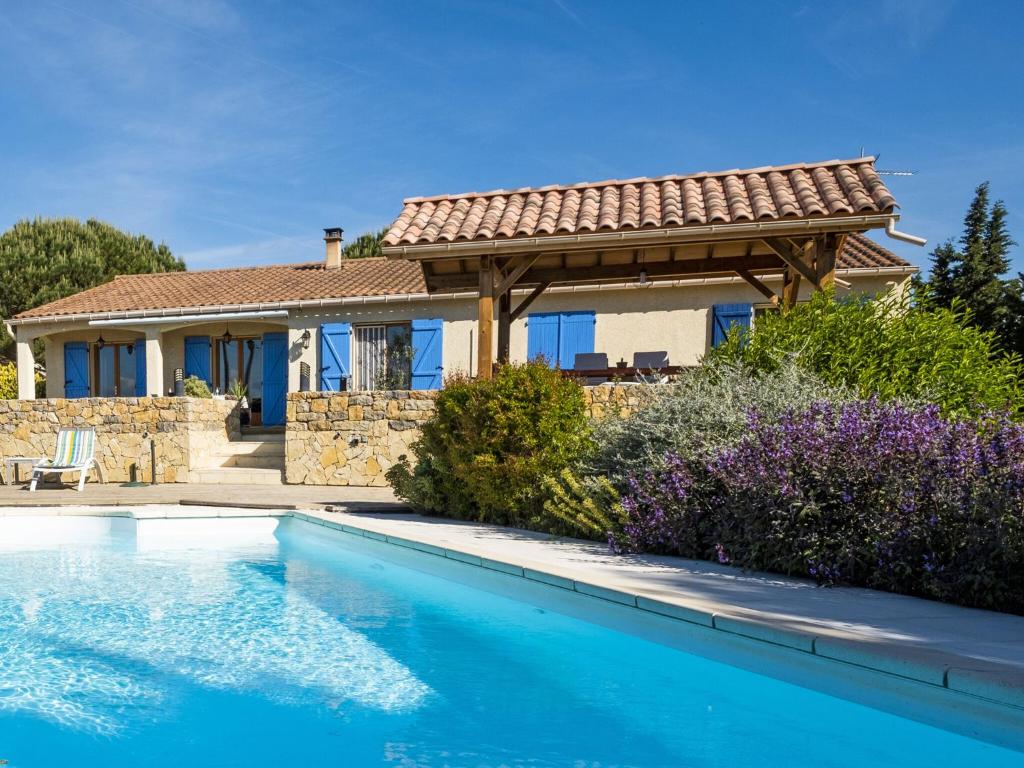 Luxury villa with pool and unique location in Malvi s , 11300 Malviès