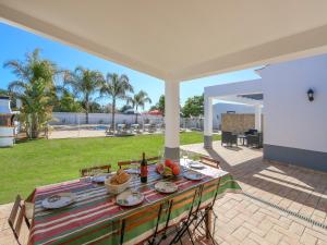 Luxury Villa with Private Pool, Galé, Albufeira