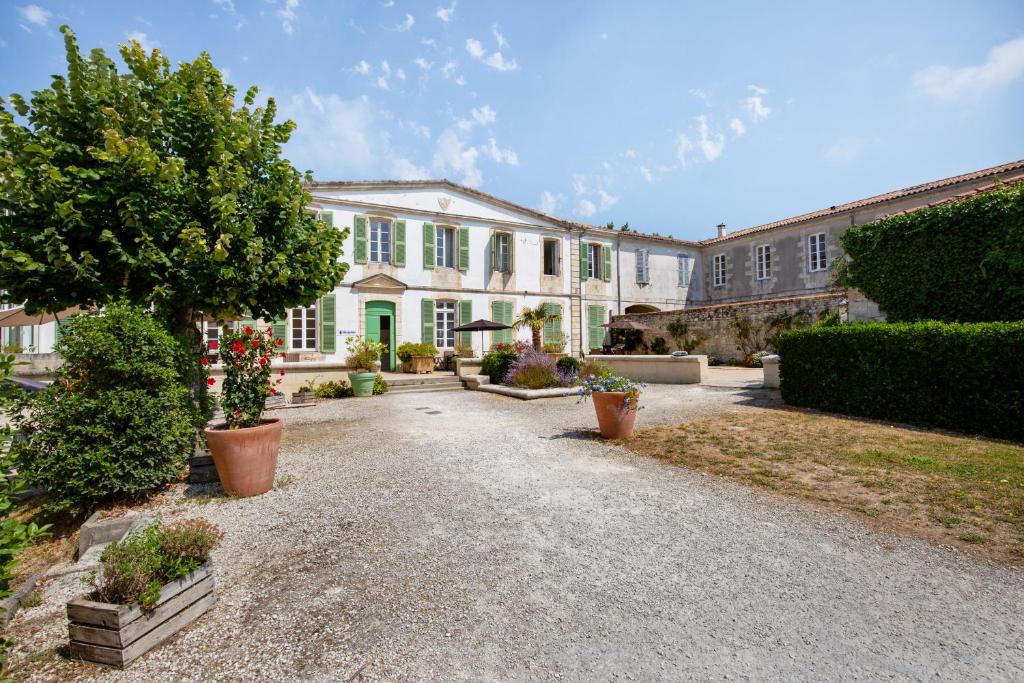 Made in Lourmarin 84160 Lourmarin