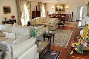 Magnificent Funchal Villa Villa Luzia 5 Bedrooms Sea City Views Pool Table