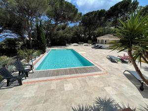 Villa Magnifique Villa à 100 m plage climatisation Vue mer exceptionnelle 50 Avenue Général Touzet du Vigier 83120 Sainte-Maxime Provence-Alpes-Côte d\'Azur