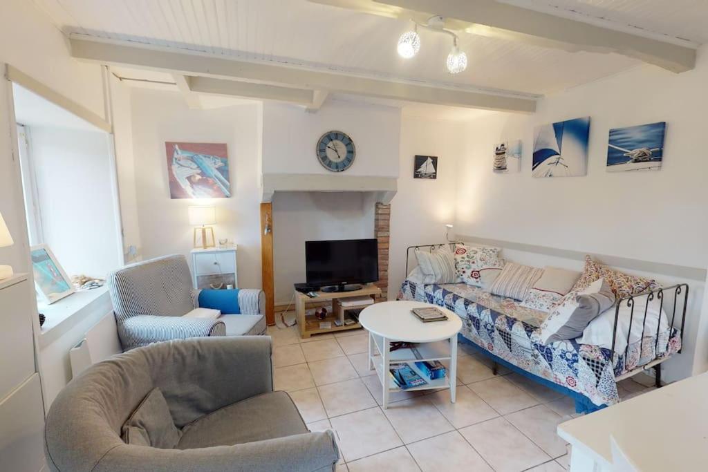 Magnifique villa avec piscine chauffée, clim, cuisine d'été 33850 Léognan