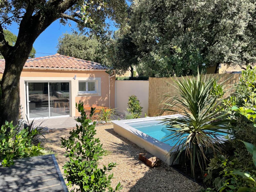 Villa Magnifique villa avec piscine en Provence 27 Chemin des Garrigues 84370 Bédarrides