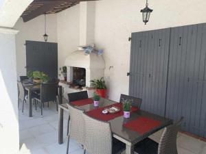Magnifique villa avec piscine entre mer et golfs